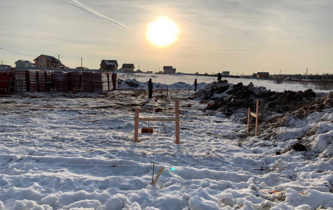 Завоз материалов, посадка дома на участок